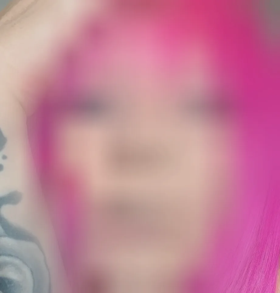 Michelle, 32